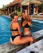 Backpackers In ‘Nam