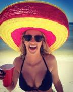 Big Beach Hat, Cracking Cleavage