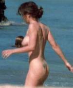 Alyssa Milano Nude