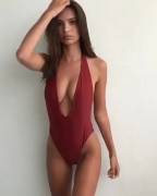 (R/Eratajkowski) Emily Ratajkowski