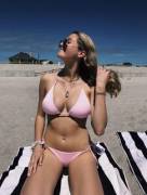 18 Year Old Showing Off Her Summer Bod