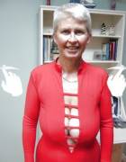 Low Hanging Cleavage