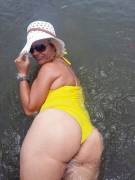 Too Hot , I Need A Bath !!!!!