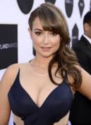 Anyone Have Any Porn Look Alikes For Milana Vayntrub Aka At&Amp;Amp;Amp;T Girl?
