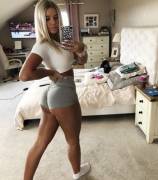 Wannabe Bimbo In Scrunchy-Butt Yoga Shorts