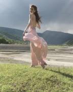 Anna Agapova Showing Off Her Arms