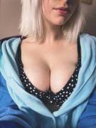 (Oc) Lazy Sunday Titties 