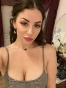 This Lip Gloss Really Accentuates My Dsls :)