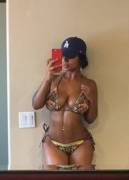 La Face With A Oakland Booty.