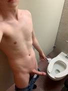 [18M Bi/Pan] No Much Room In This Stall, But We Will Make Do