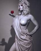 Ancient Greek Statue (Oc) By Jannetincosplay