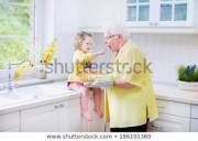 Barefoot Midget Tries To Make Thicc Grandma With A Glove Fetish Throw Up On Her Own ...