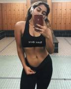 If You Want To See The Naabhi/Navel Raise Your Hand Or L***