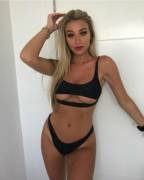 Gotta Love Underboob