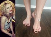 This Girls Feet Are So Sexy! Thoughts?