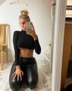 Slut With The Nice Underboob