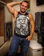 Any Bros Feel Like Undressing With Me?