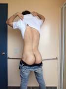 Flashin' Those Cheeks