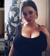 Olga Boo Is Concerned About Her New Growth