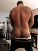 Should I Turn Around? Follow Me Aston.thornton