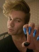 25 Gayboi With Sexy Acrylic Nails Spun Out Af. Hmu Rosseedt