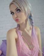 Alyssa Claire (@Purplesneakers_)