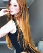 Diovɑnɑ Konigsreuter (@Diokonigsreuter)