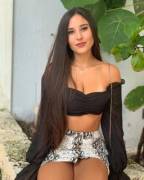 Angeline Varona (@Angievarona)