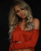 Anna Katharina (@Akatharinav)