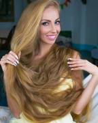 Alena Kravchenko (@Alenuwka_Longhair)