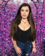 Liz Whits (@Lizwhits)