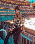 Erin Alvey (@Erinalvey)