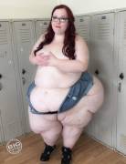 Fat Girls Can Have Such Distinctive Shapes That Make Them Uniquely Beautiful