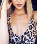 (Oc)[F] Cum On My Tits?