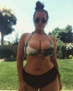 She's Got Some Lovely Curves