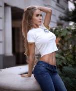 Valenti Vitell (Xpost From R/Plainwhitets)