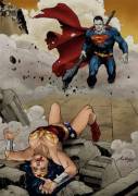 Wonder Woman Beaten By Bizarro