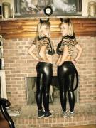 2,000 Subscribers, Celebrate With Twin Catgirls! 