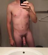 26 (M) I've Always Been Insecure About My Body (Way Too Skinny). I Feel Like Most ...