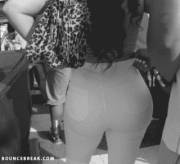 Black &Amp;Amp;Amp; White [Gif]