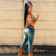 Zuleica Leal - Pocketless Jeans ✌