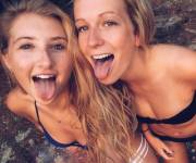 Blue Top Black Top [X-Post R/Realgirls]