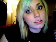 Thick Amateur Showing Her Huge Natural Breasts