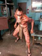 A 6'5&Amp;Quot; Tiger [M]An In A Loincloth? I Didnt Know It Was So Scary!?