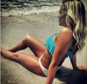 [Fb] I Love This Girl's Show-Off Attitude