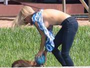 Joanna Krupa Underboob In Tight Jeans