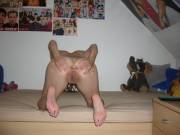 Amateur [Via /R/Solesandbuttholes]