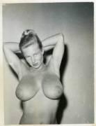 Virginia Bell (290 Pics)