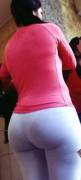 Thick Ass In Yoga Pants