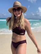 Fill My Tight White Pussy